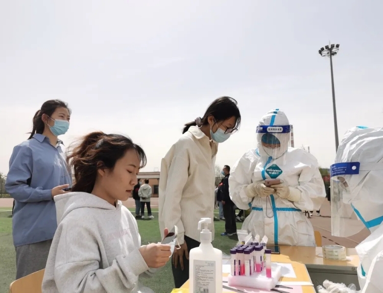 全员核酸1.jpg 全员核酸1.jpg
