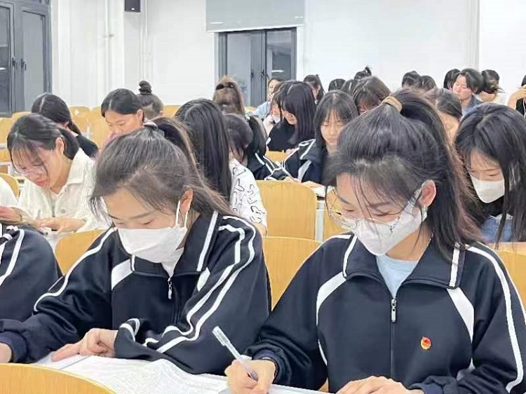 图2.jpg 图2.jpg