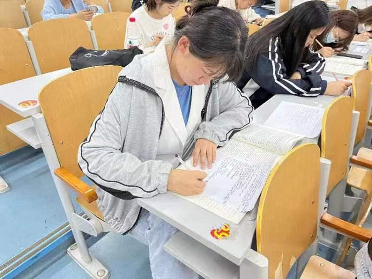 图8.jpg 图8.jpg