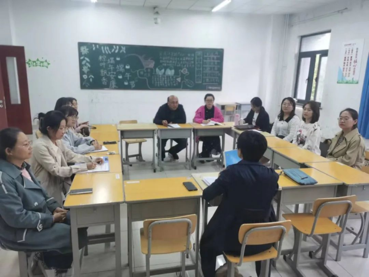 图片129月教研活动.png 图片129月教研活动.png