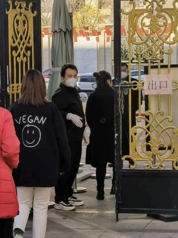 图片28抗疫.png 图片28抗疫.png