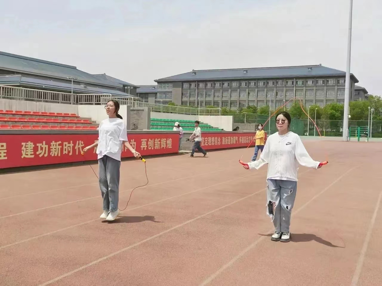 微信图片_20230601145012.jpg 微信图片_20230601145012.jpg