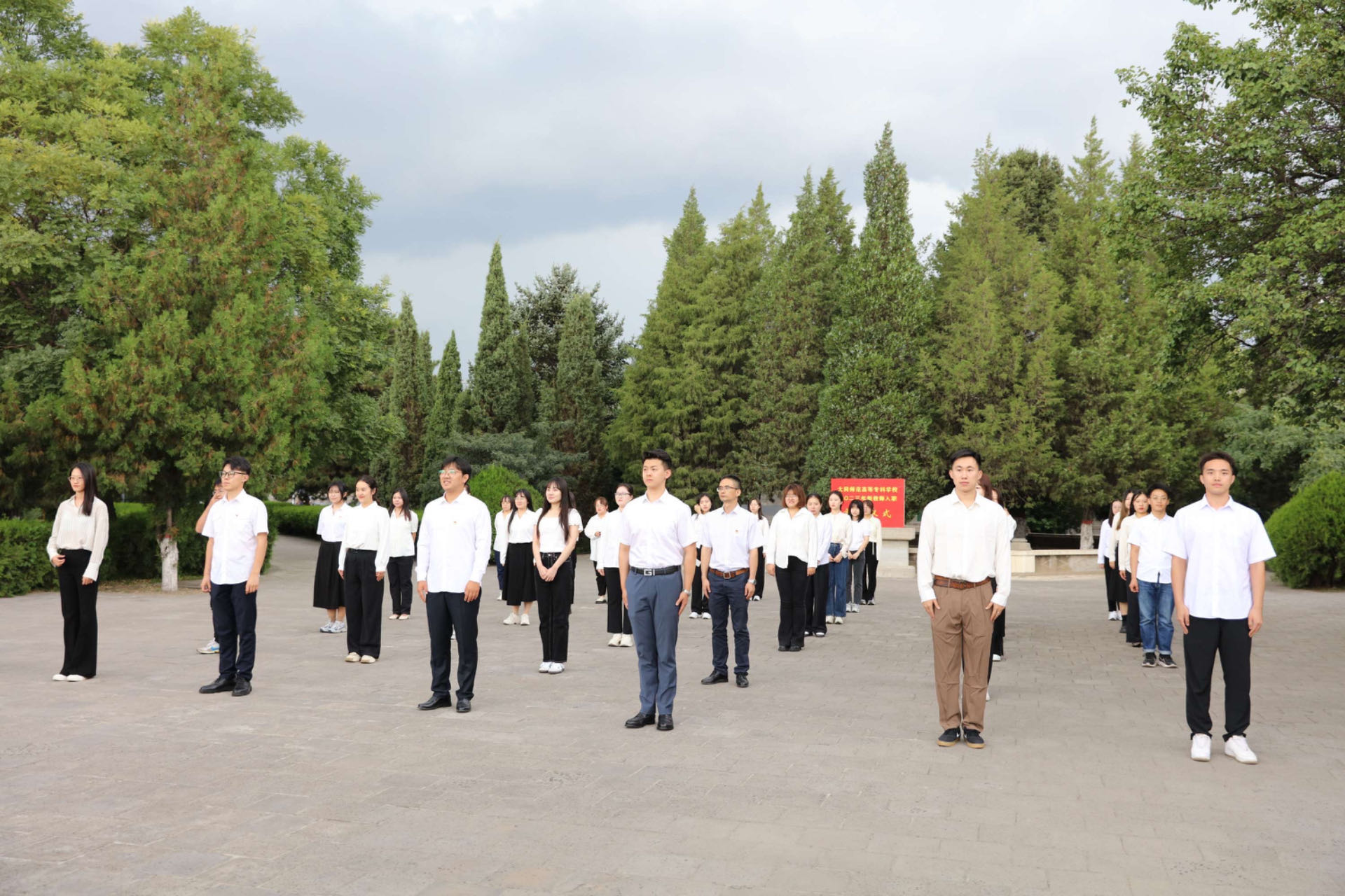 图片7.jpg 图片7.jpg