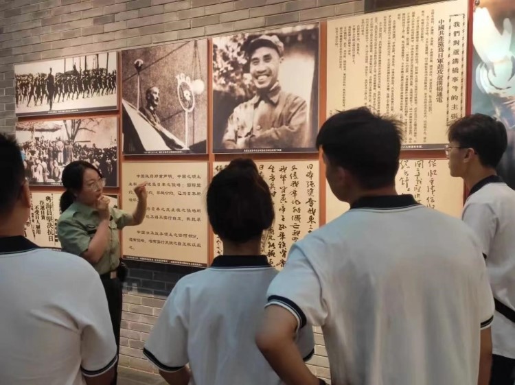 图片8.jpg 图片8.jpg