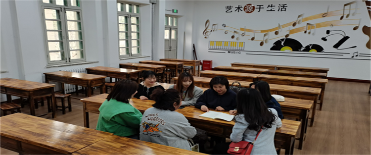 美术组 朱静.png 美术组 朱静.png