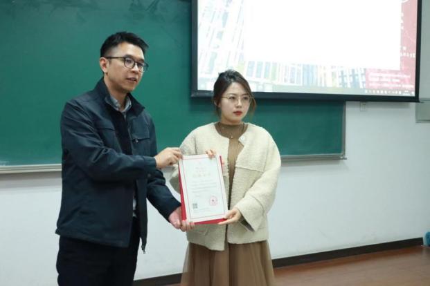 图片9.jpg 图片9.jpg