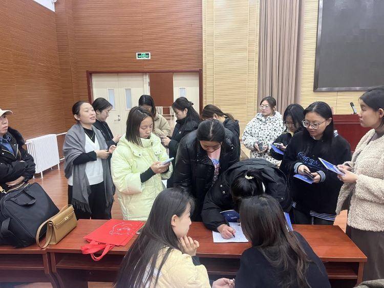 24.01 筑梦青春志在四方 规划启航职引未来3.jpg 24.01 筑梦青春志在四方 规划启航职引未来3.jpg