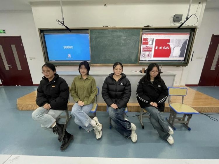 图片44.jpg 图片44.jpg