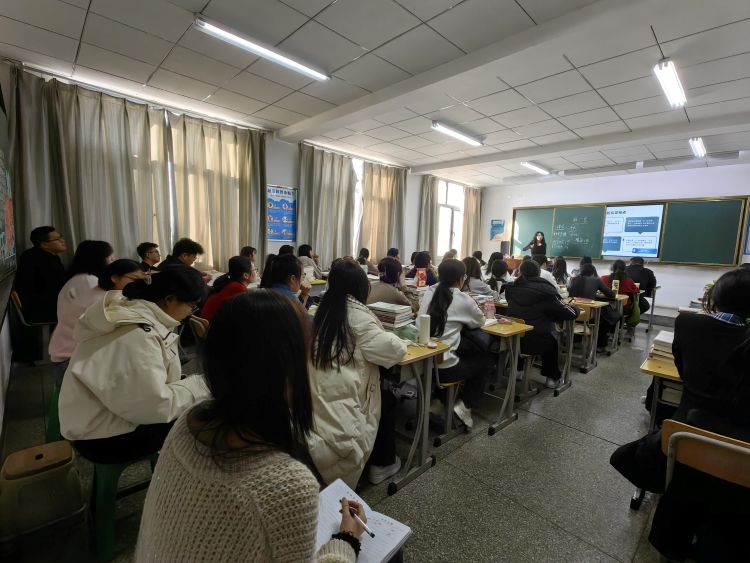 正文.jpg 正文.jpg