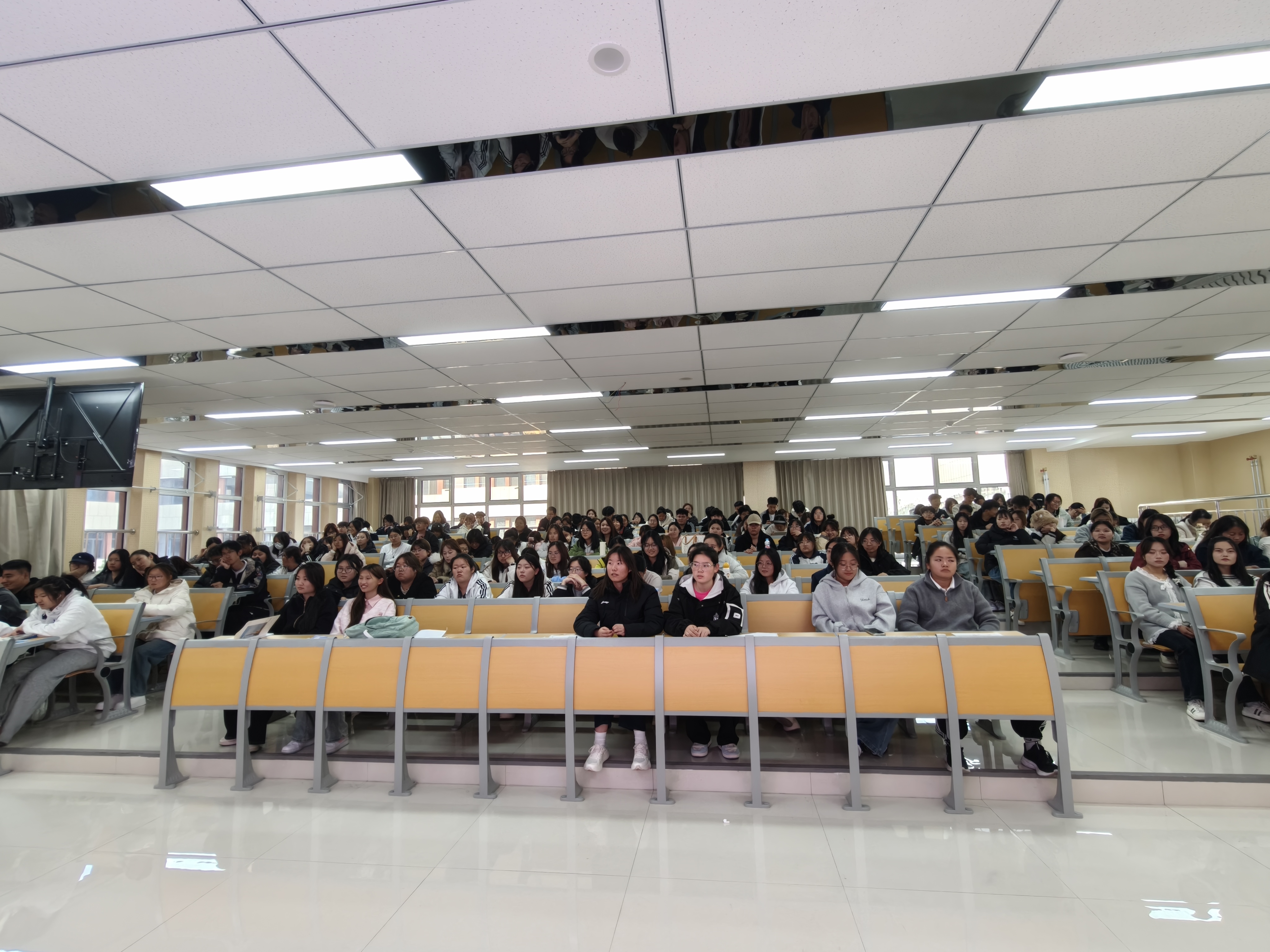 图3.jpg